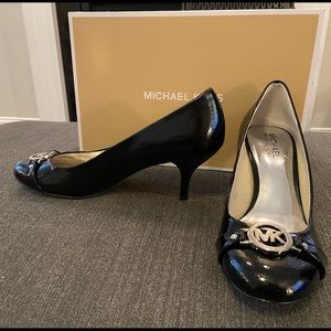 Michael Kors Fulton Pump - Black Patent and Silver